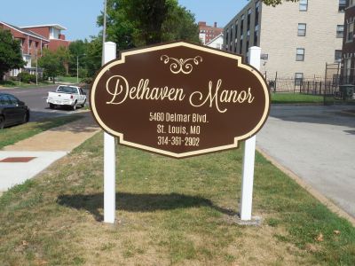 Delhaven Manor Photo